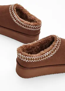 Scarponcini con plateau, bonprix Scarponcini con plateau, bonprix
