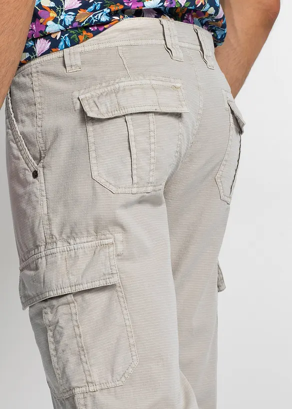 Bermuda cargo lunghi in puro cotone, regular fit, bonprix