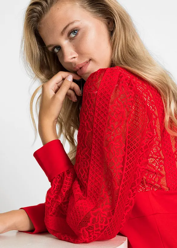Abito con pizzo che valorizza la silhouette, bonprix