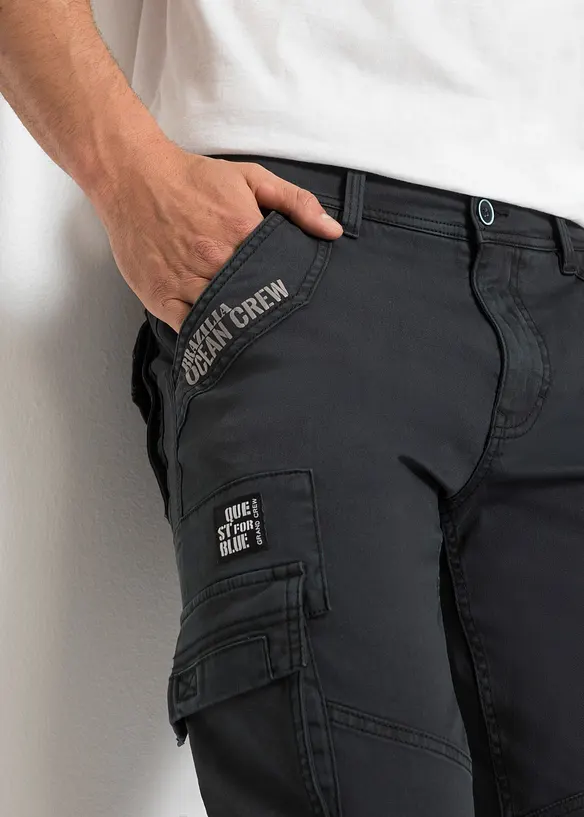 Bermuda lunghi elasticizzati con tasche cargo, regular fit, bonprix