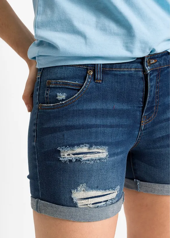 Shorts di jeans effetto sdrucito, a vita media, bonprix