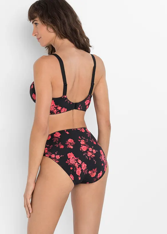 Slip alto con poliammide riciclata, bonprix