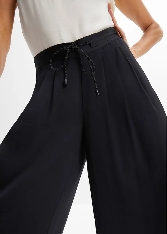 Pantaloni culotte in satin fluente, bonprix
