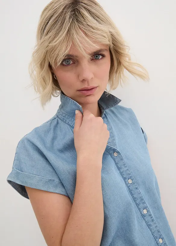 Camicetta di jeans a maniche corte con lino, bonprix