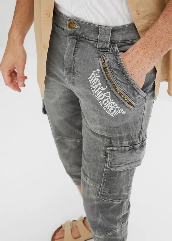 Jeans a pinocchietto con tasche cargo, loose fit, bonprix