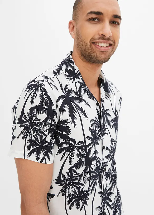 Camicia a maniche corte in viscosa, slim fit, bonprix