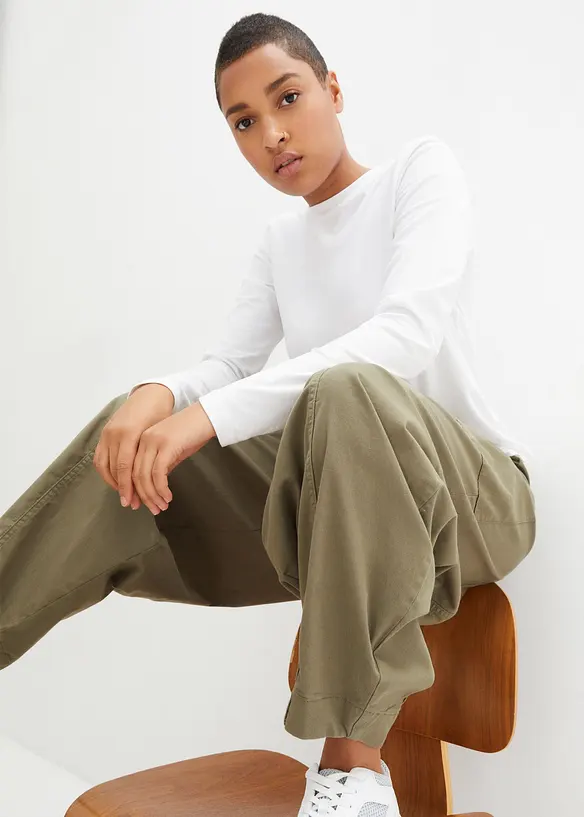 Pantaloni in twill di misto cotone elasticizzato, bonprix