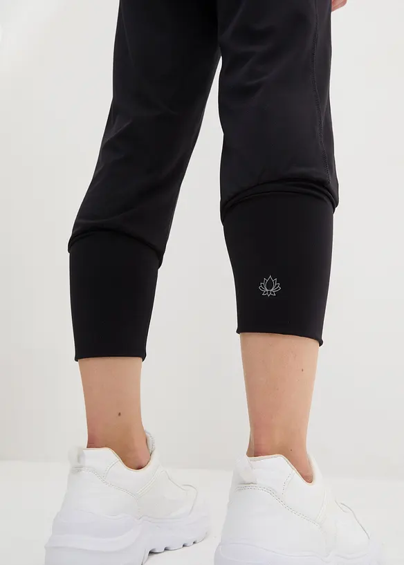 Pantaloni capri, ultra morbidi, bonprix