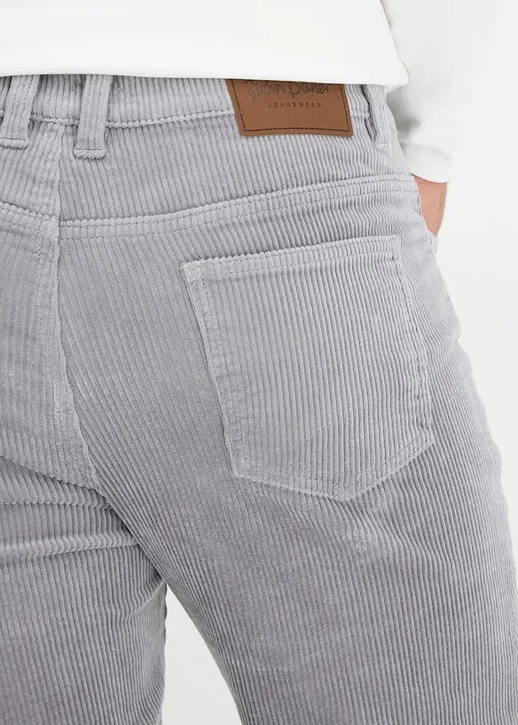 Pantaloni in velluto elasticizzato dal taglio comfort, slim fit, bonprix
