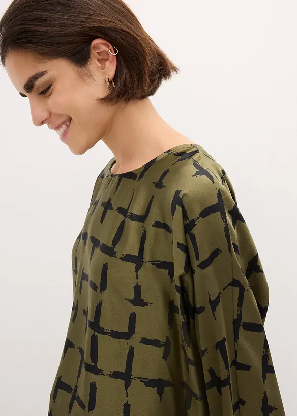 Blusa con maniche a pipistrello, bonprix