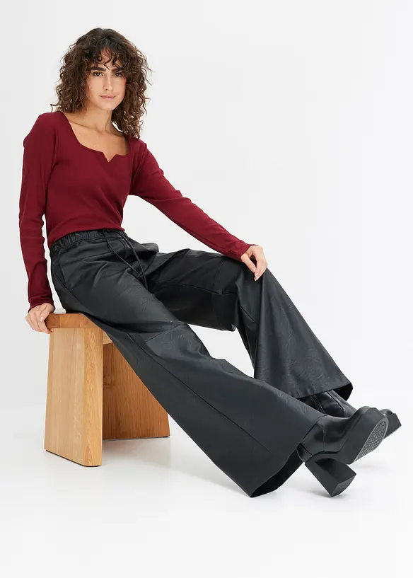 Pantaloni in similpelle, bonprix