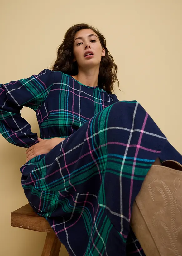 Abito in flanella con lavorazione smock, bonprix