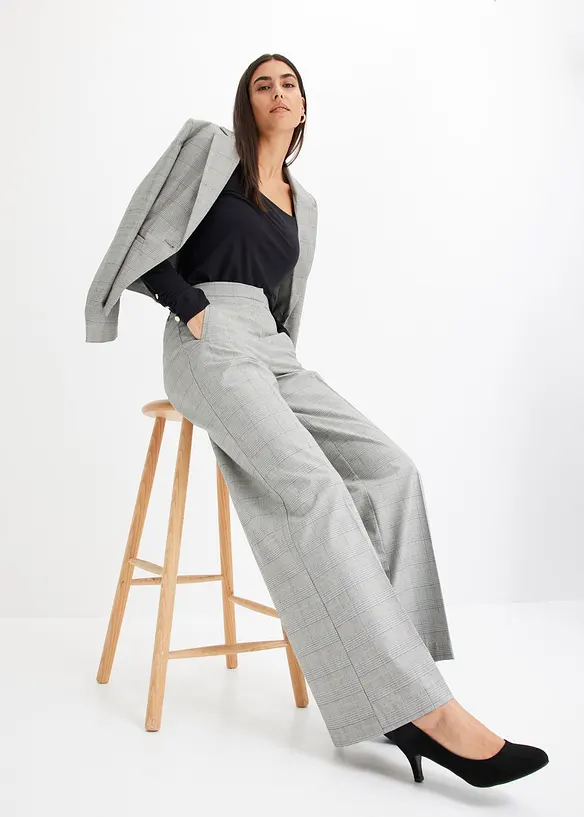 Pantaloni larghi con viscosa, bonprix