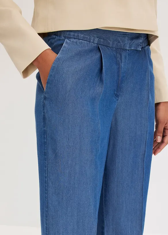 Pantaloni in lyocell con pinces, bonprix