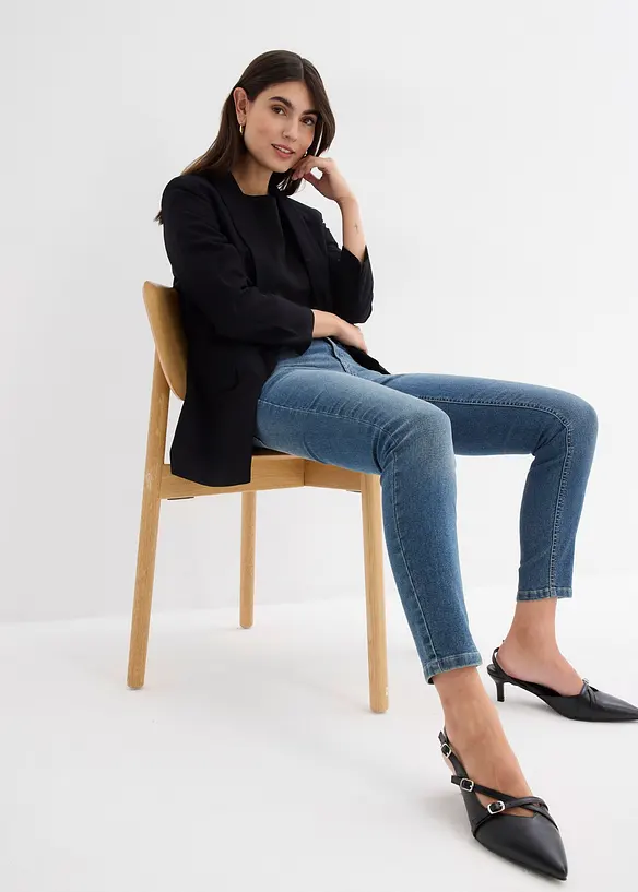 Jeans skinny elasticizzati, vita media, bonprix