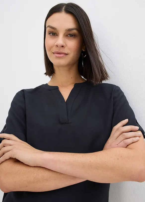 Blusa in misto viscosa fluente con maniche corte, bonprix