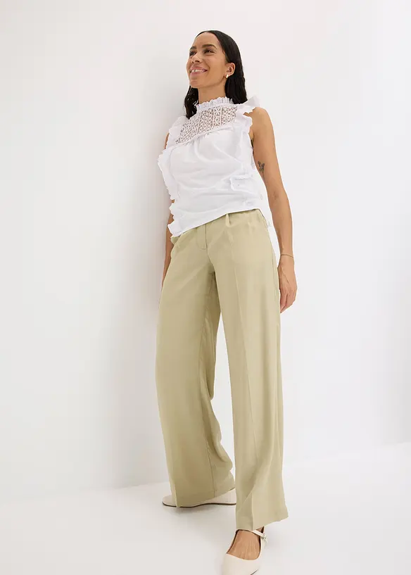 Top in jersey con ricamo traforato, bonprix