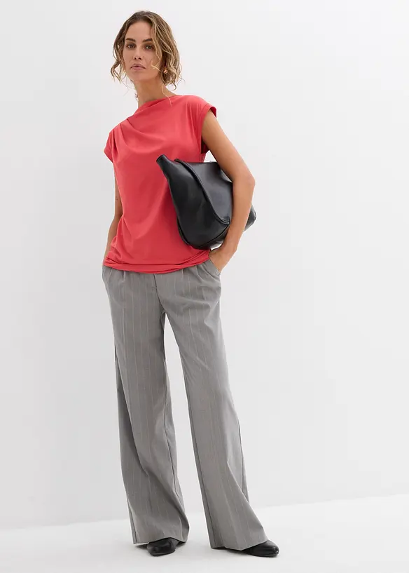 Maglia in morbido tessuto misto viscosa con scollo a cascata, bonprix