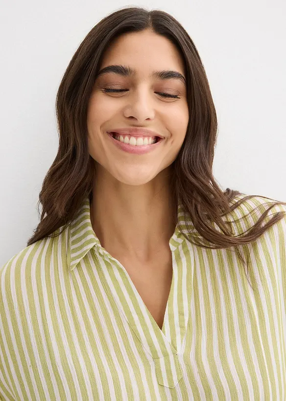 Blusa a maniche corte in viscosa fluente, bonprix