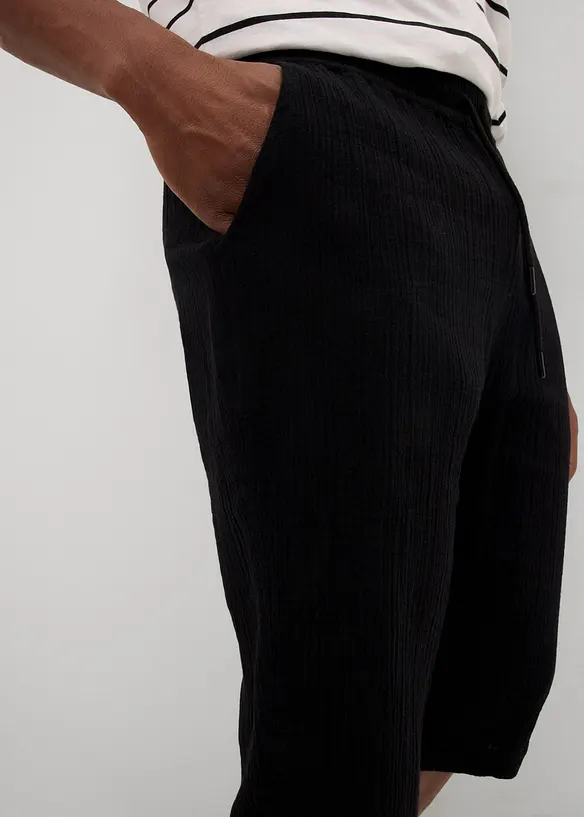 Bermuda lunghi in fresca mussola di cotone, loose fit, bonprix