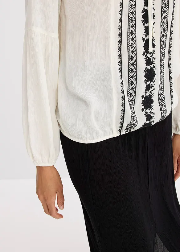 Blusa con ricami, bonprix