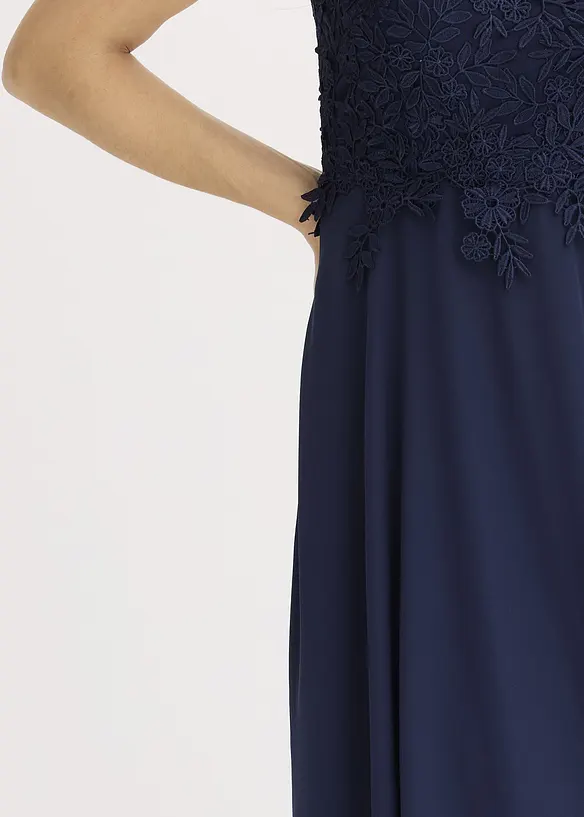 Abito midi in delicato tulle con pizzo, bonprix