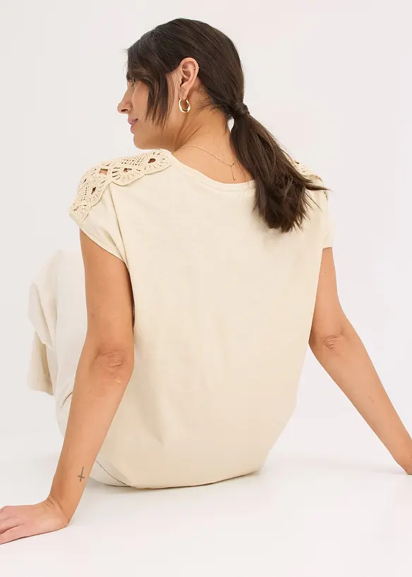 Maglia con inserti lavorati a uncinetto, bonprix