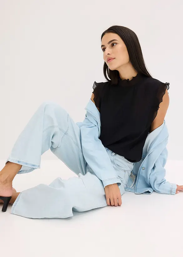 Blusa con volant, bonprix