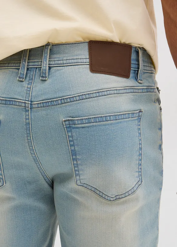 Bermuda di jeans elasticizzati con cavallo rafforzato, regular fit, bonprix