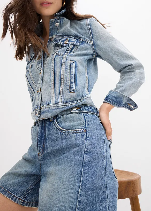 Shorts di jeans low stretch, vita media, bonprix