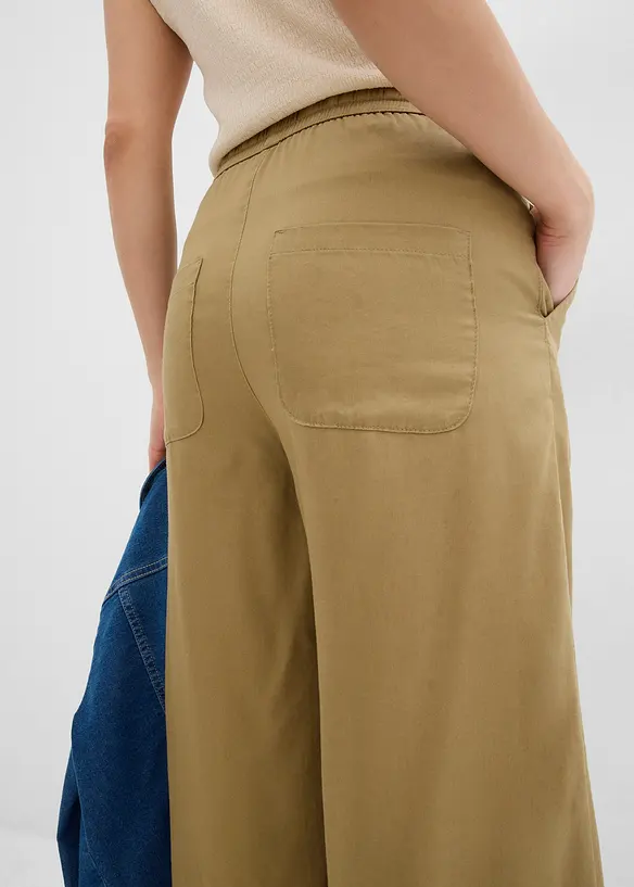 Pantaloni a 7/8 in lyocell con elastico in vita, bonprix