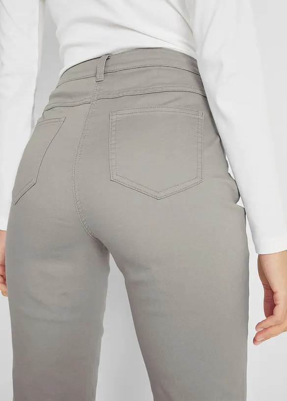 Jeans elasticizzati straight, vita media, bonprix
