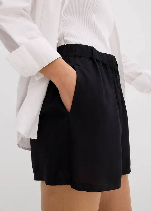 Shorts in viscosa con cinta comoda, bonprix