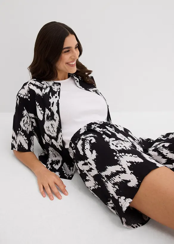 Shorts in viscosa con cinta comoda, bonprix