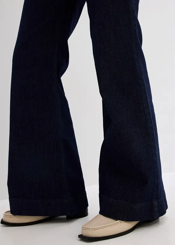Jeans a zampa, vita alta, bonprix