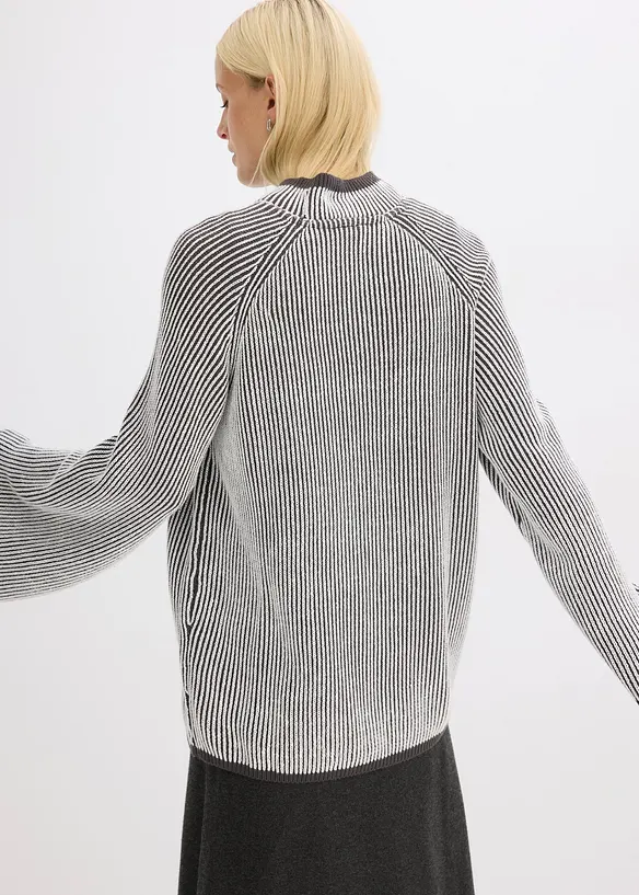 Maglione oversize con collo dritto, bonprix