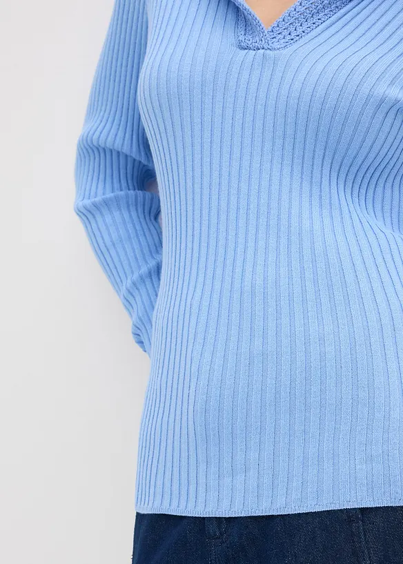 Maglia in filato fine con colletto raffinato, bonprix