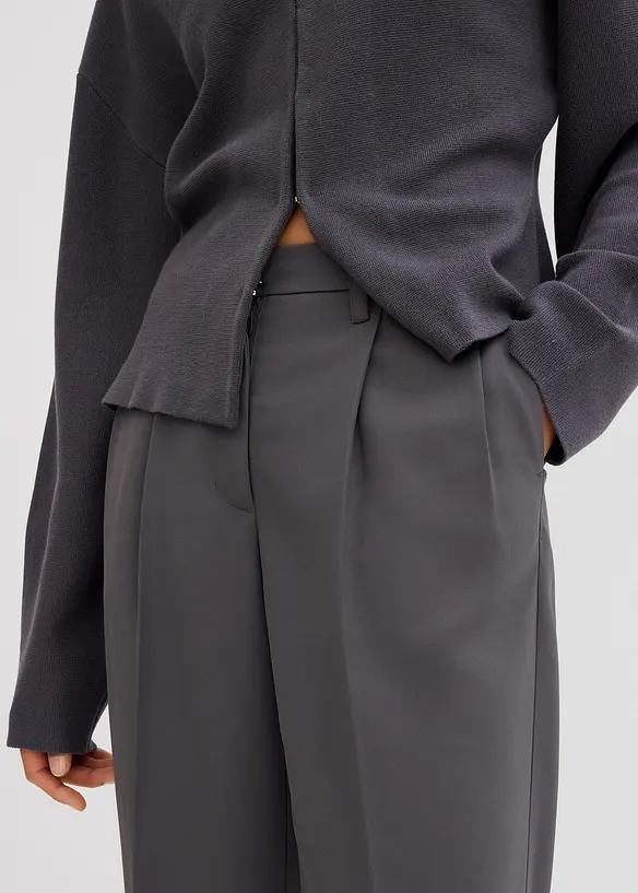 Pantaloni fluenti con pinces, bonprix