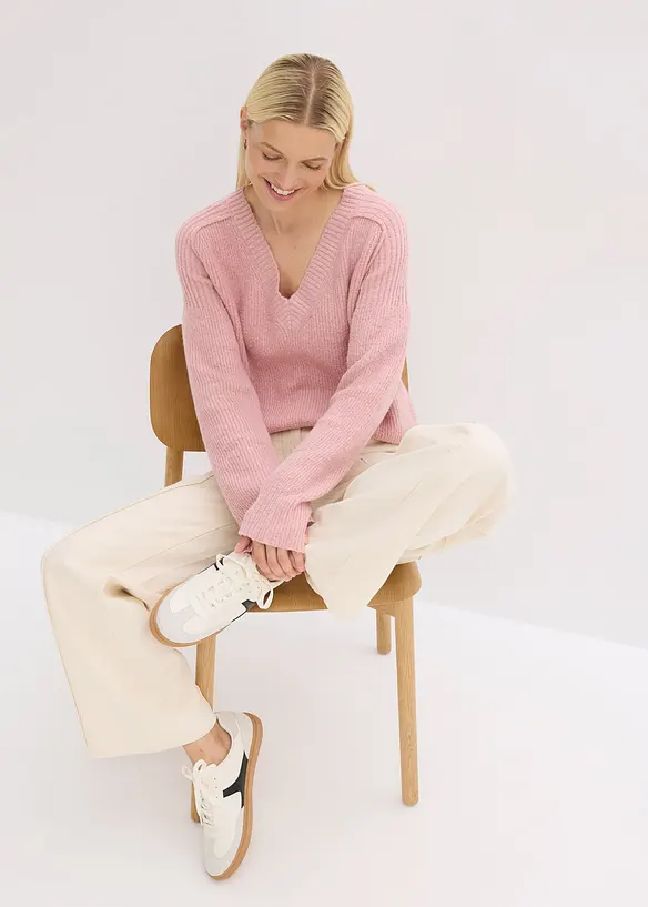 Maglione con scollo a V, bonprix
