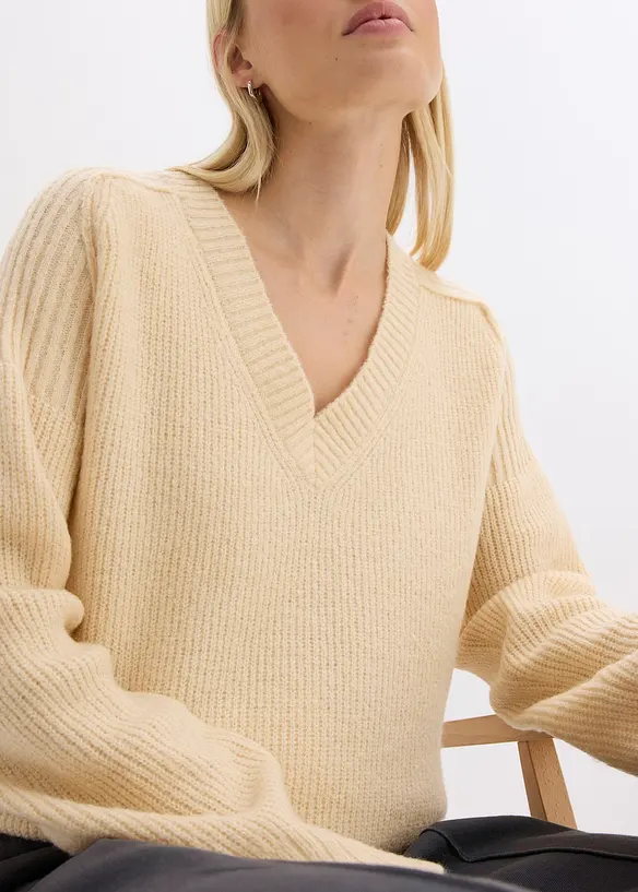 Maglione con scollo a V, bonprix