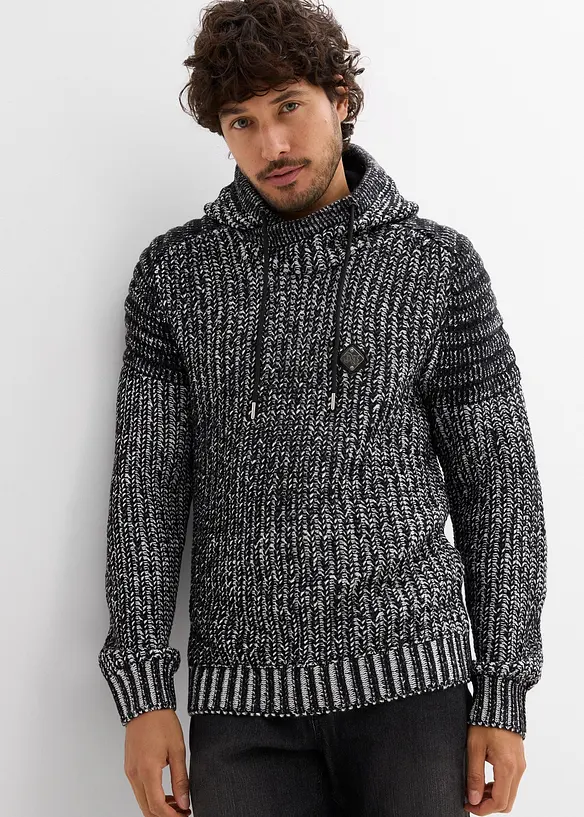 Maglione in filato grosso con cappuccio e dettagli stile biker, bonprix