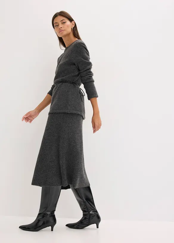 Maglia con percentuale di lana e cinturina in similpelle, bonprix