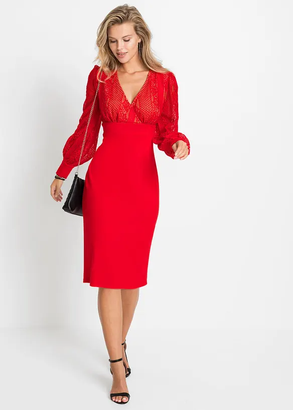 Abito con pizzo che valorizza la silhouette, bonprix