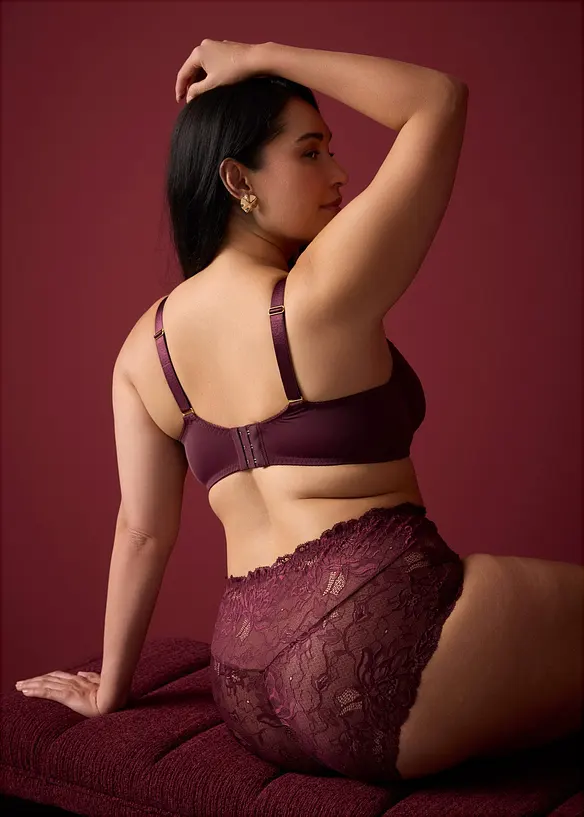 Panty a vita alta in pizzo delicato, bonprix