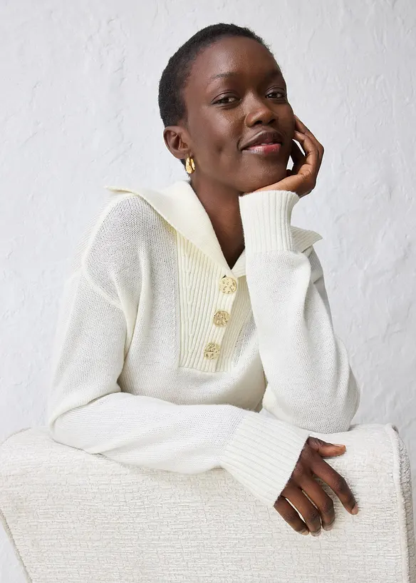 Maglione in lana merino a collo ampio con bottoni, bonprix