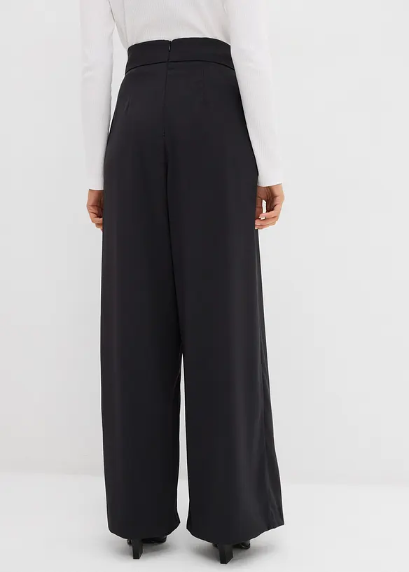 Pantaloni svasati con pinces, bonprix