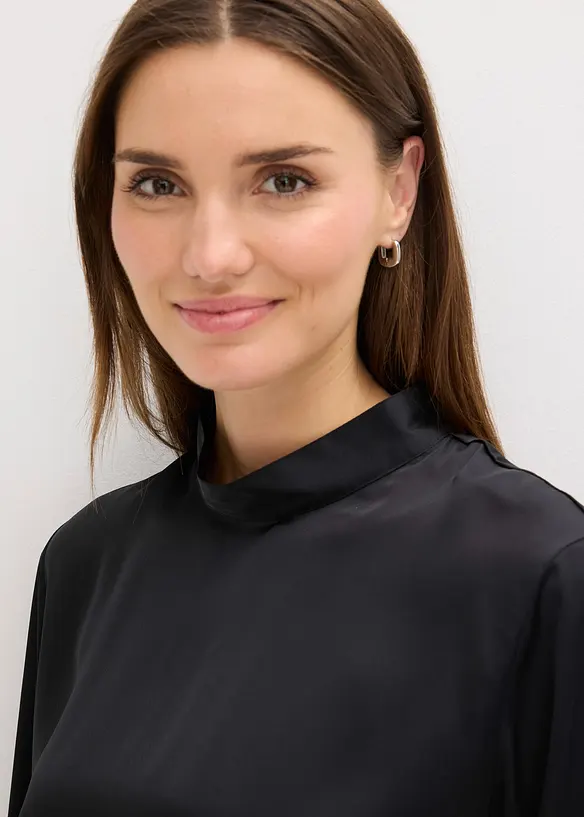 Blusa in satin fluente, bonprix