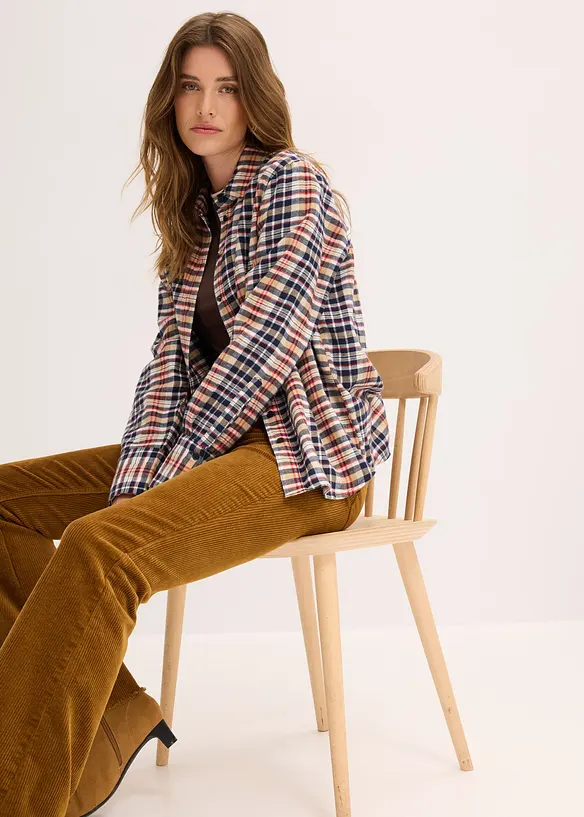 Pantaloni in velluto a coste flared, bonprix