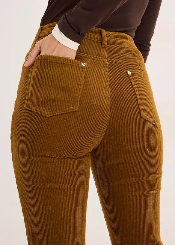 Pantaloni in velluto a coste flared, bonprix