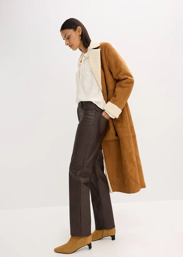 Pantaloni in similpelle effetto usato, bonprix